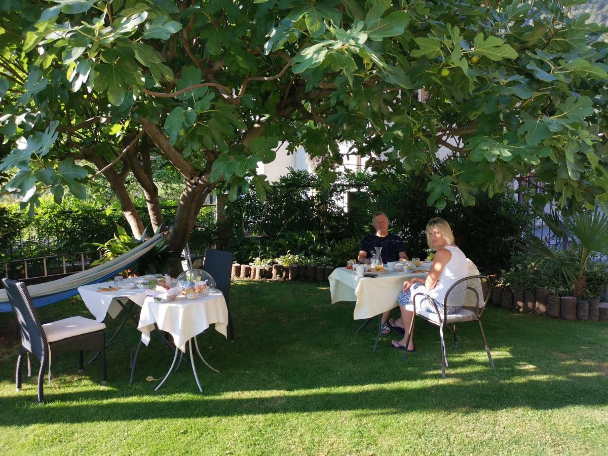 B&B Villa Dei Pini Cannobio Buitenkant foto