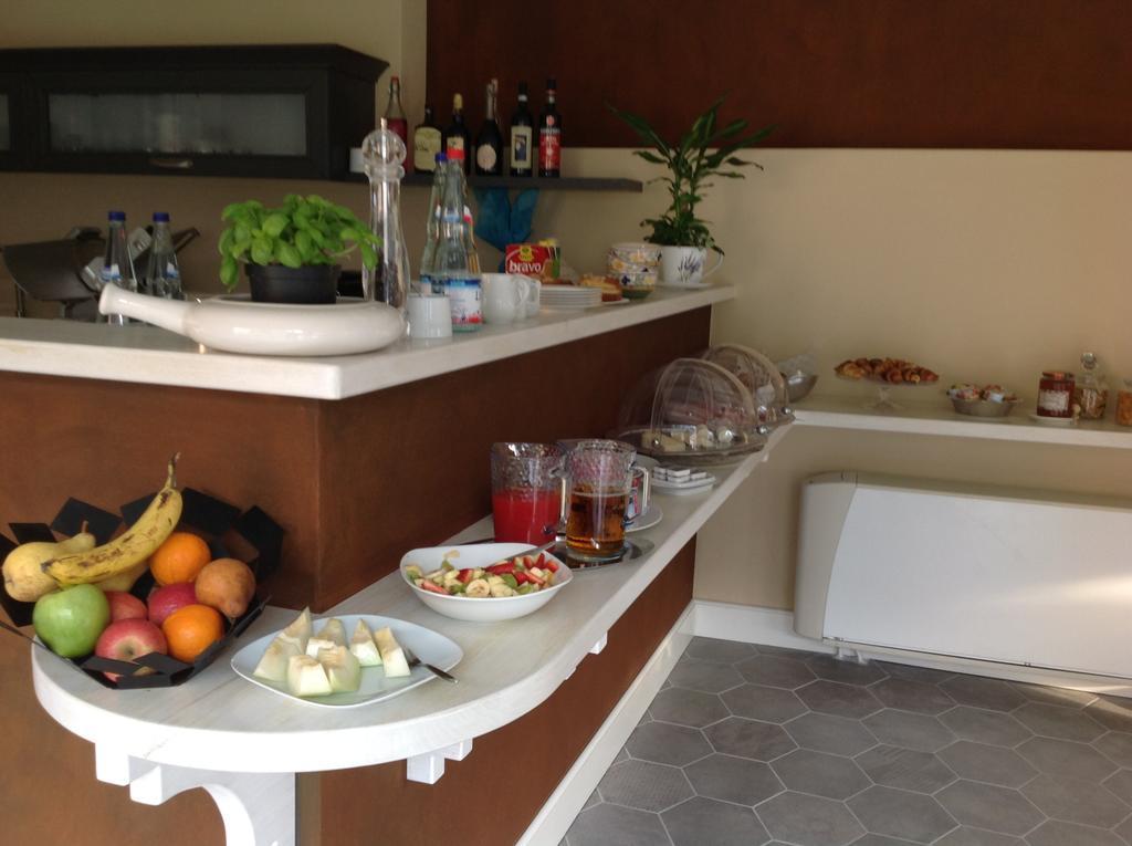 B&B Villa Dei Pini Cannobio Buitenkant foto