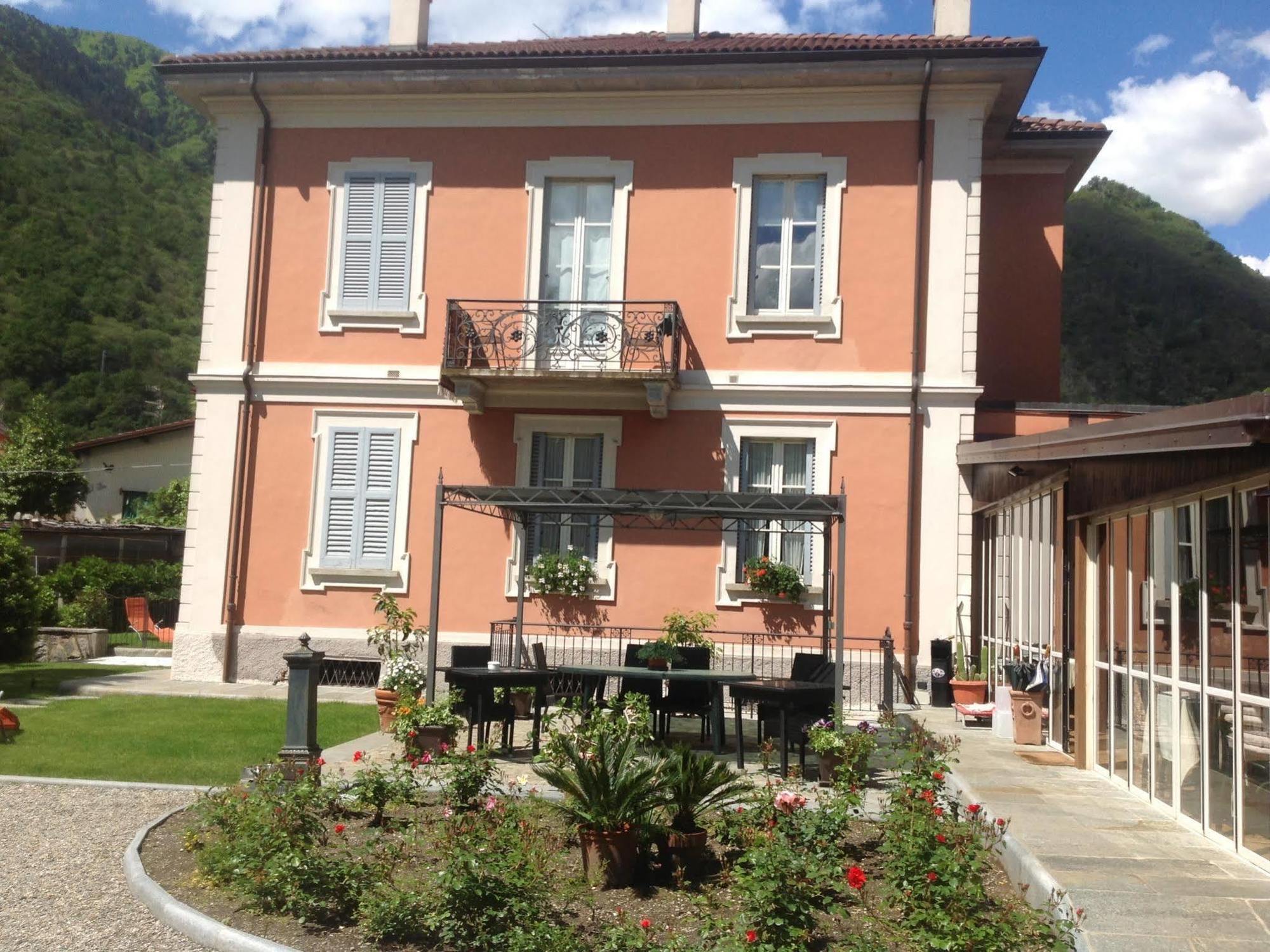 B&B Villa Dei Pini Cannobio Buitenkant foto