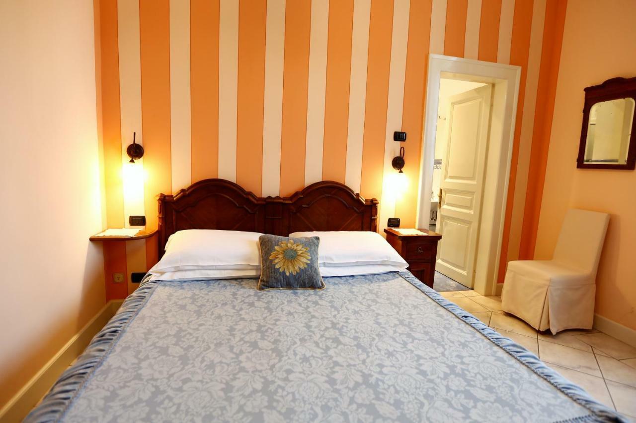 B&B Villa Dei Pini Cannobio Buitenkant foto