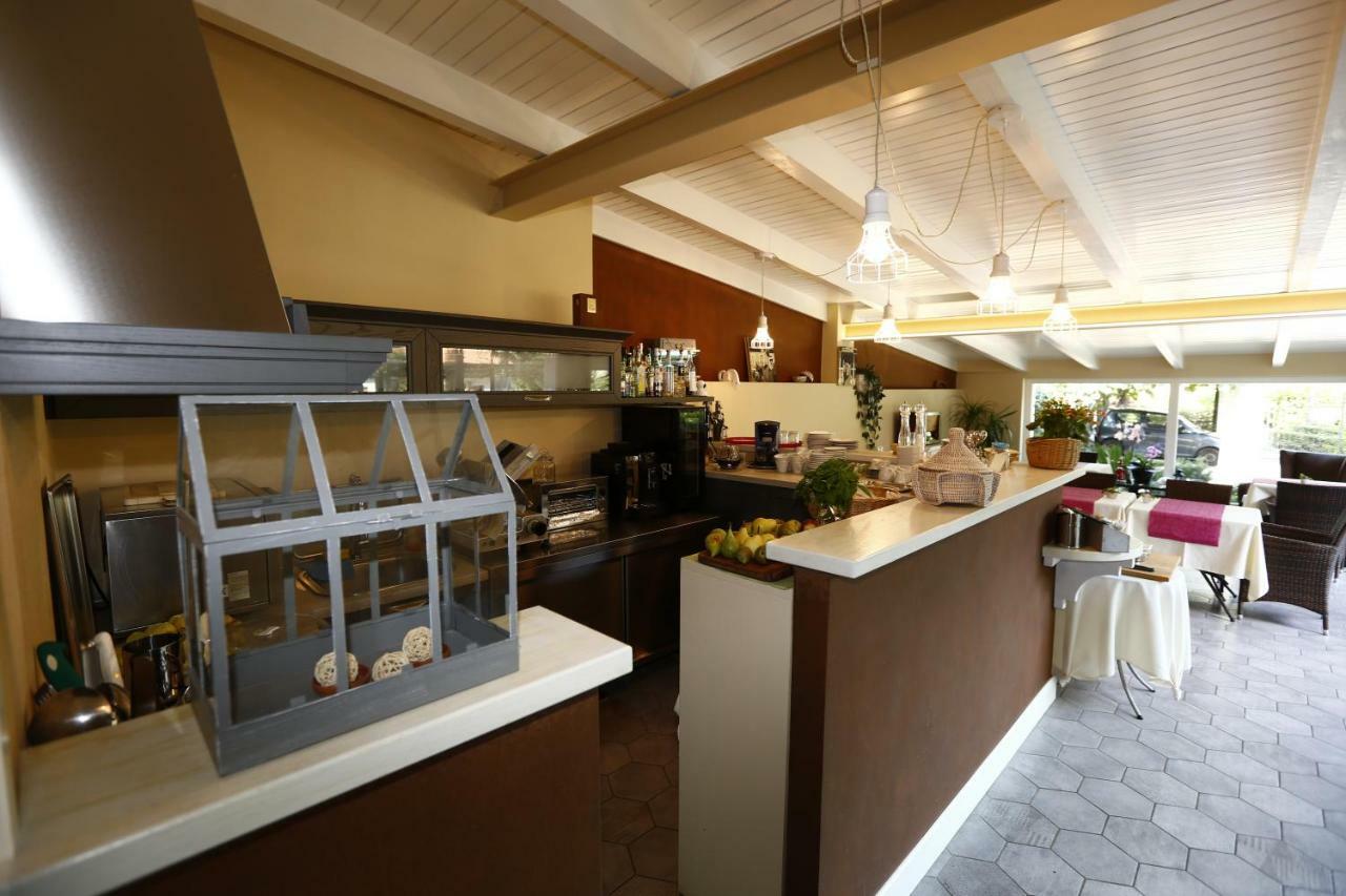 B&B Villa Dei Pini Cannobio Buitenkant foto